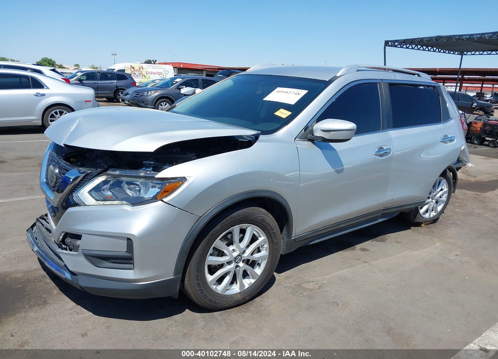 2018 NISSAN ROGUE SV VIN: KNMAT2MT6JP605161