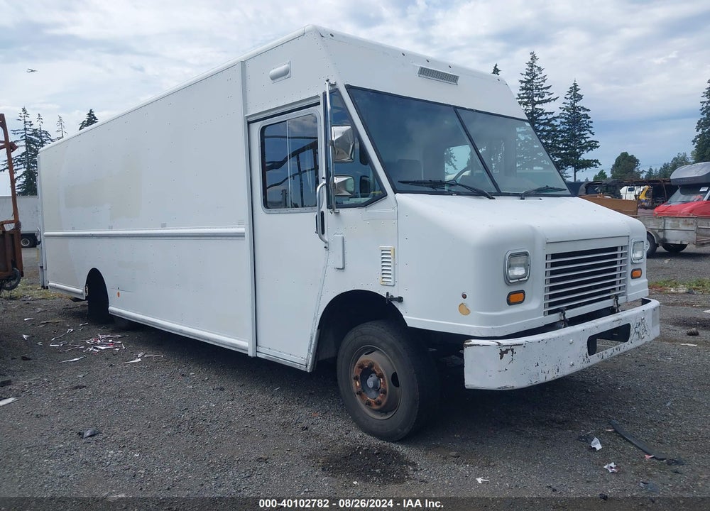 2013 FREIGHTLINER CHASSIS M LINE WALK-IN VAN VIN: 4UZAC3DV9DCFF6888