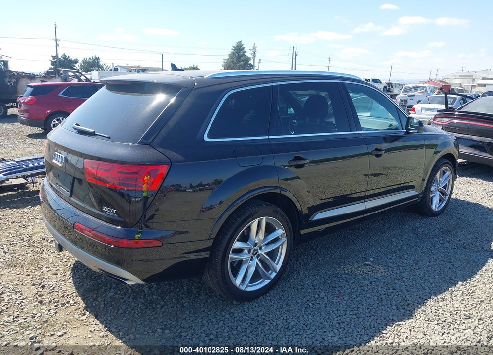 2018 AUDI Q7 3.0T PREMIUM VIN: WA1VAAF77JD031778
