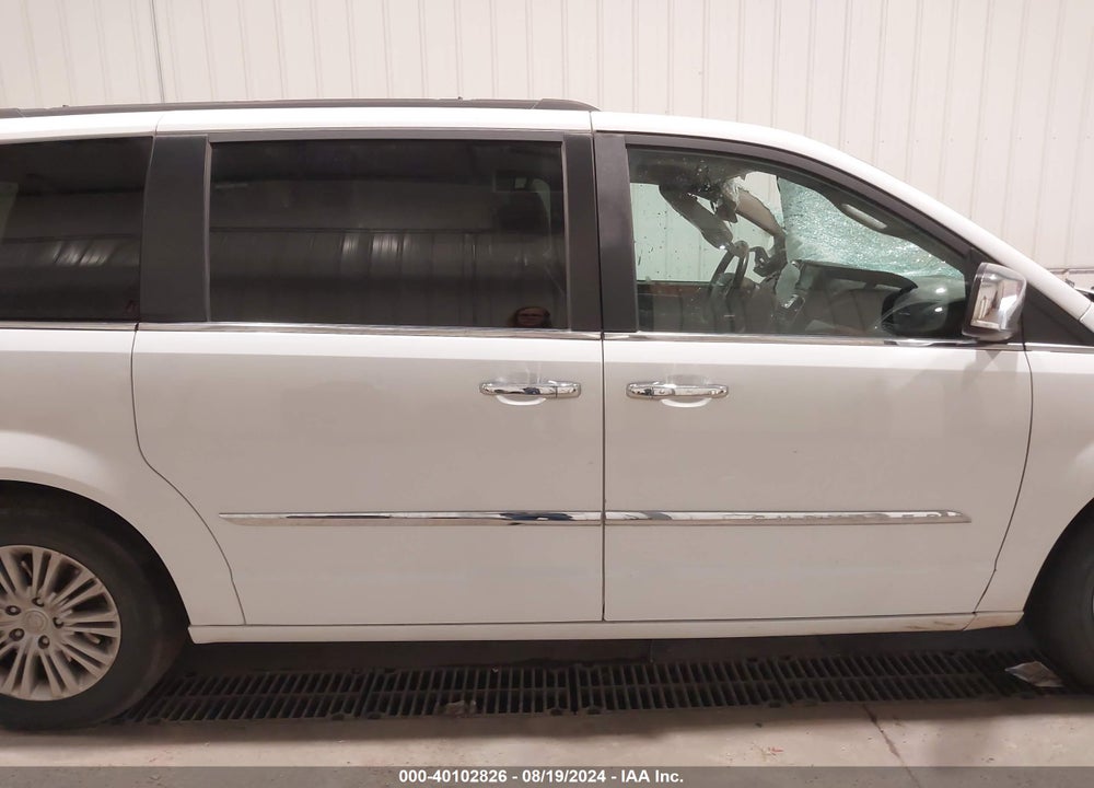 2016 CHRYSLER TOWN & COUNTRY TOURING-L VIN: 2C4RC1CG4GR283726
