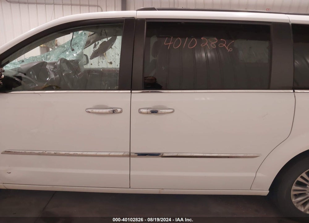 2016 CHRYSLER TOWN & COUNTRY TOURING-L VIN: 2C4RC1CG4GR283726
