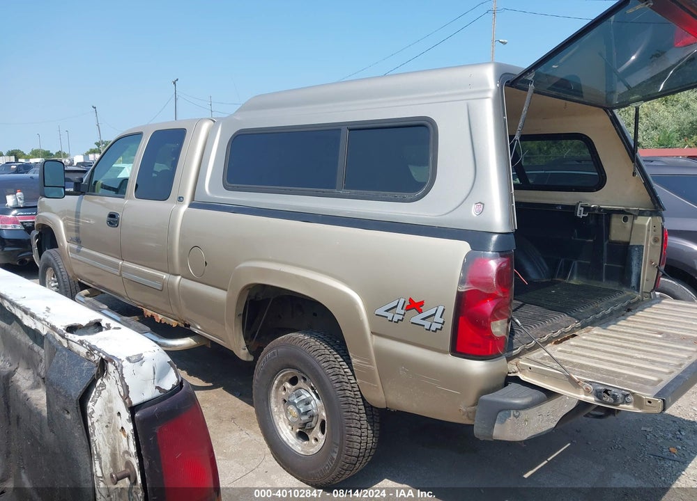 2004 CHEVROLET SILVERADO 2500HD LS VIN: 1GCHK29U74E134432