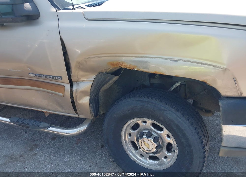 2004 CHEVROLET SILVERADO 2500HD LS VIN: 1GCHK29U74E134432