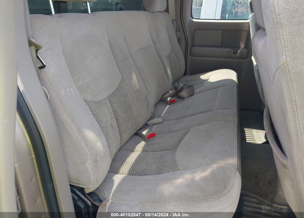 2004 CHEVROLET SILVERADO 2500HD LS VIN: 1GCHK29U74E134432