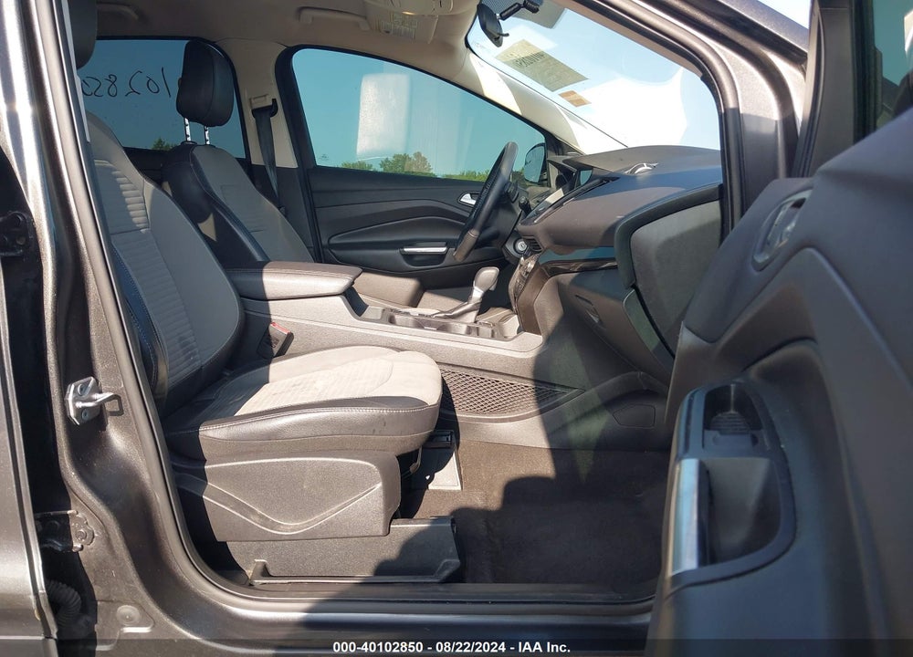 2018 FORD ESCAPE SE VIN: 1FMCU9GD2JUA90305