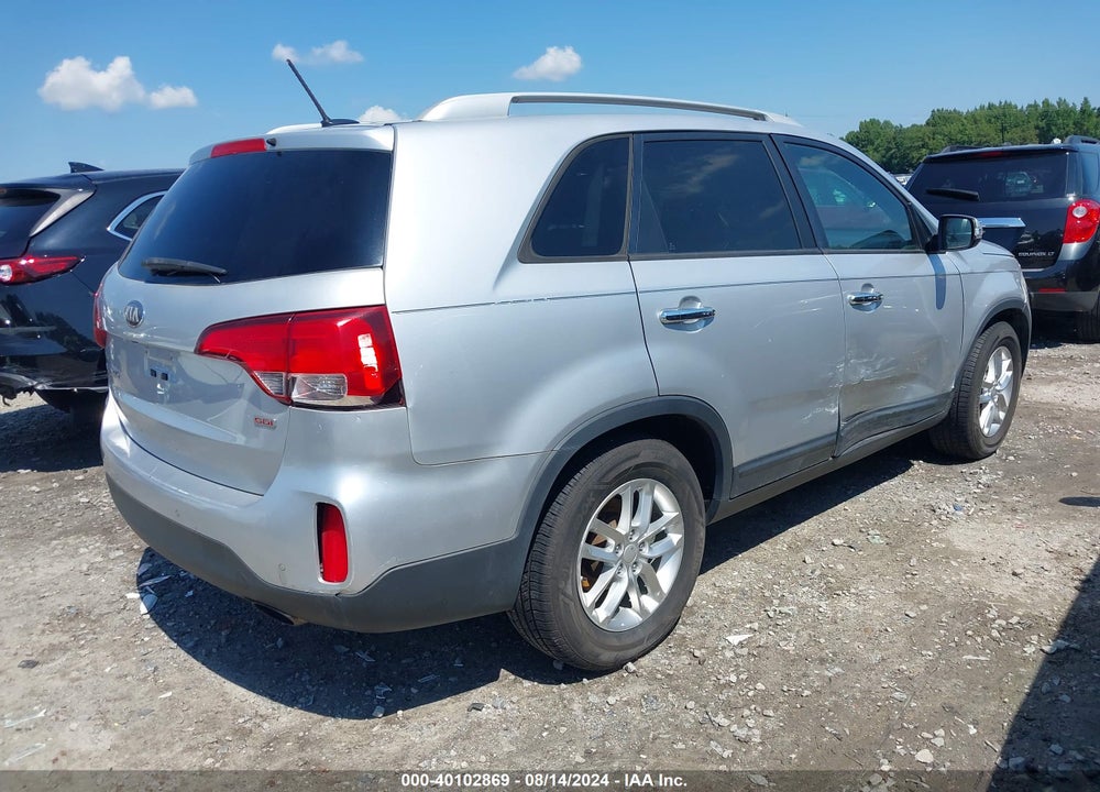2014 KIA SORENTO LX VIN: 5XYKT4A68EG472989