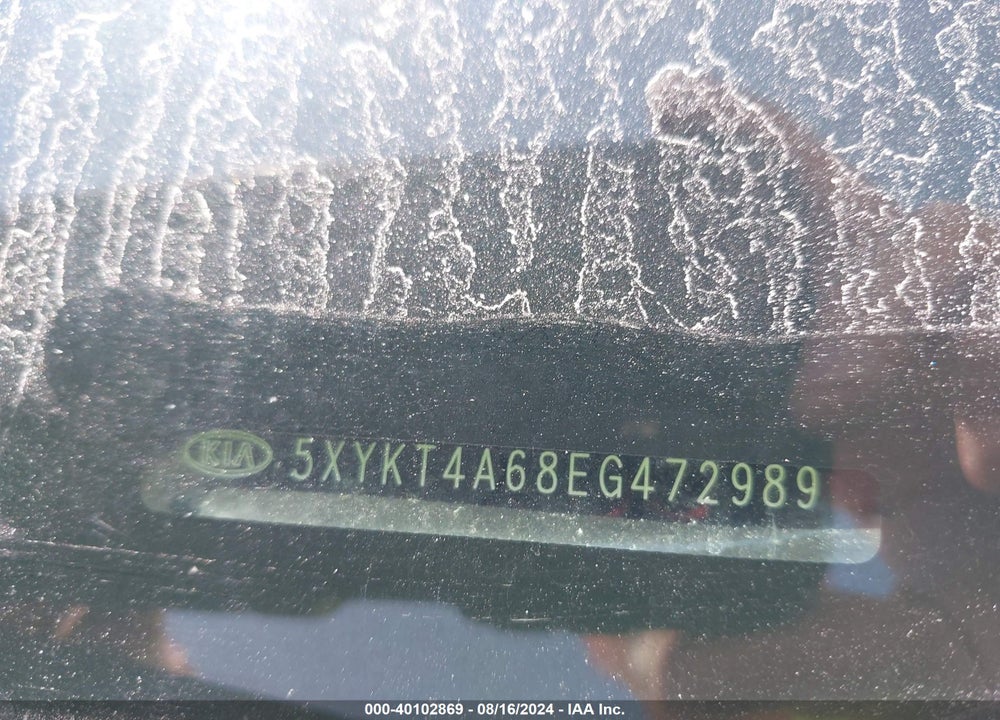 2014 KIA SORENTO LX VIN: 5XYKT4A68EG472989