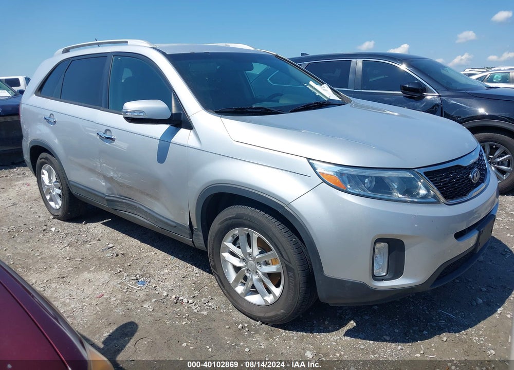 2014 KIA SORENTO LX VIN: 5XYKT4A68EG472989