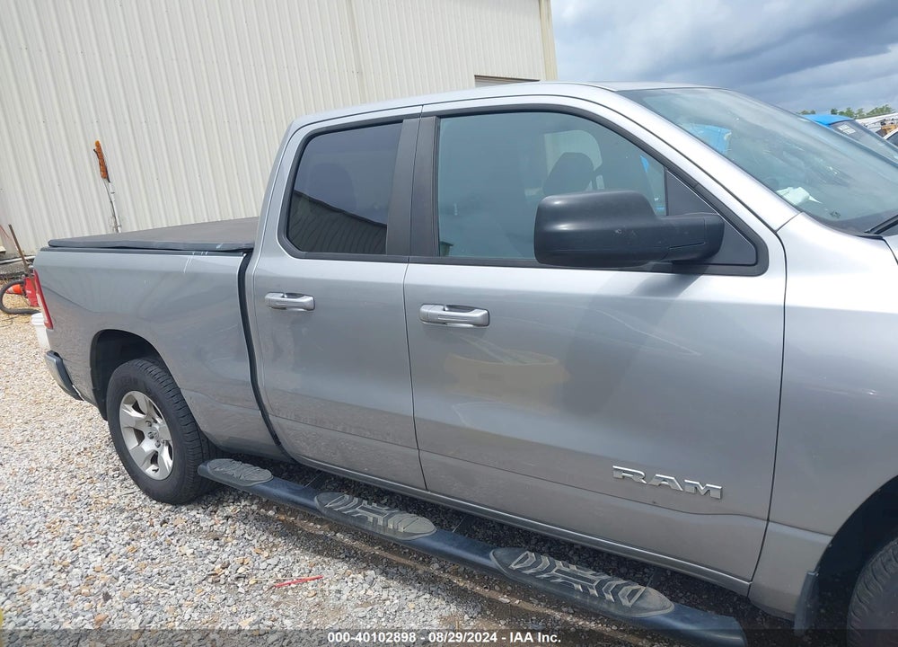 2021 RAM 1500 BIG HORN QUAD CAB 4X4 6'4 BOX VIN: 1C6SRFBT9MN693367