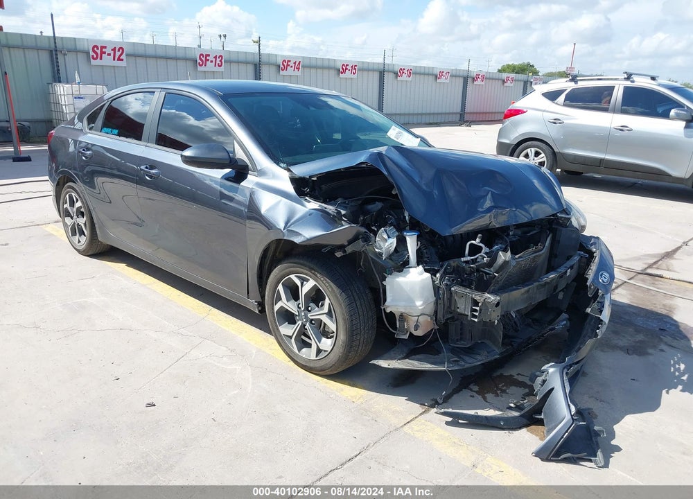2020 KIA FORTE LXS VIN: 3KPF24AD4LE239303