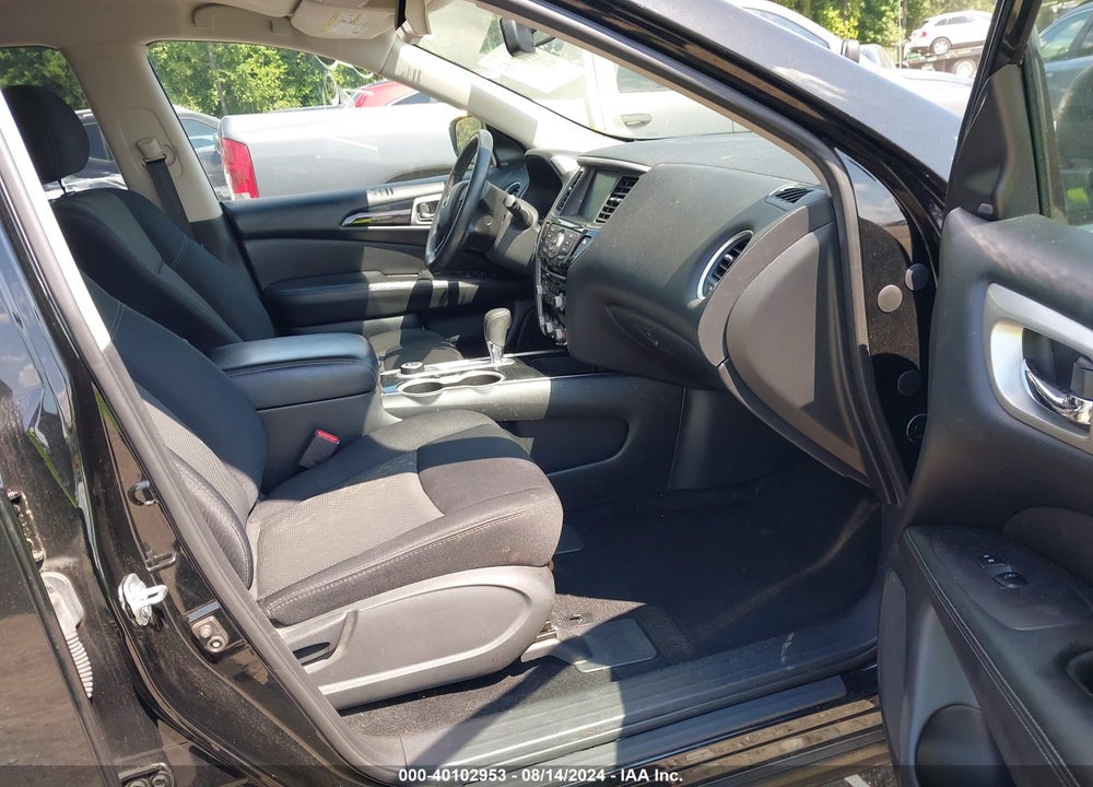 2019 NISSAN PATHFINDER SV VIN: 5N1DR2MM0KC626631