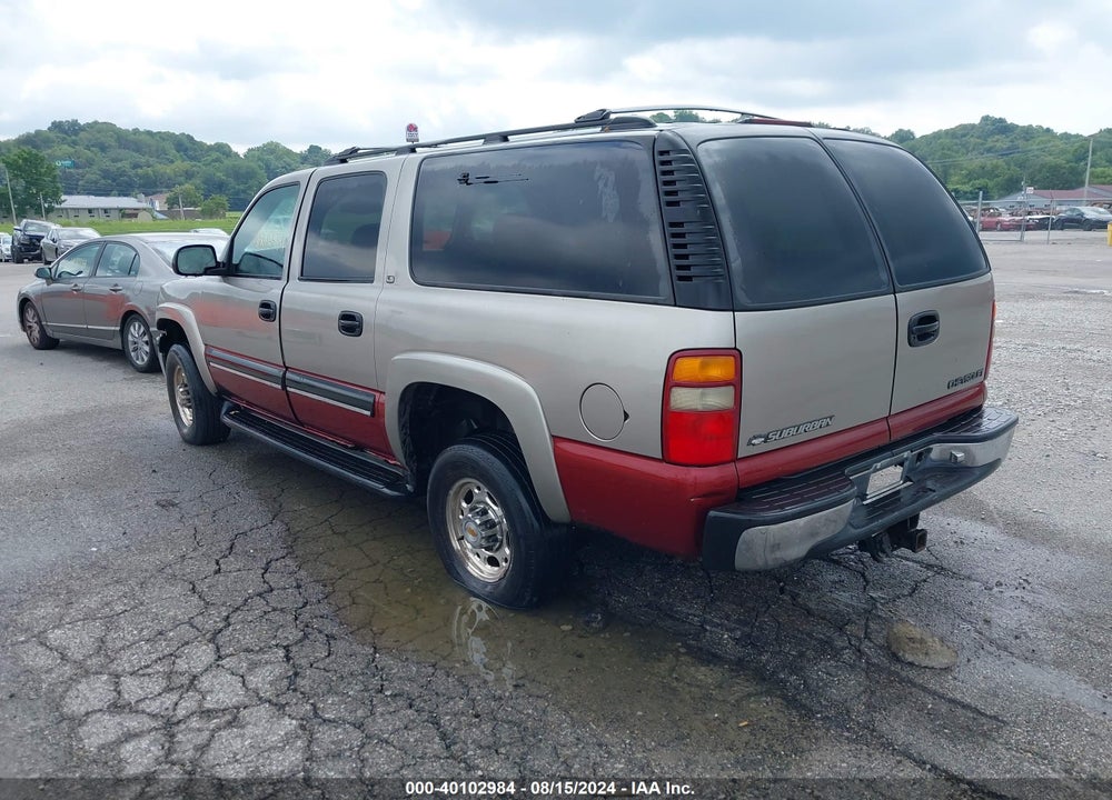 2001 CHEVROLET SUBURBAN 2500 LS VIN: 3GNGK26G31G207320