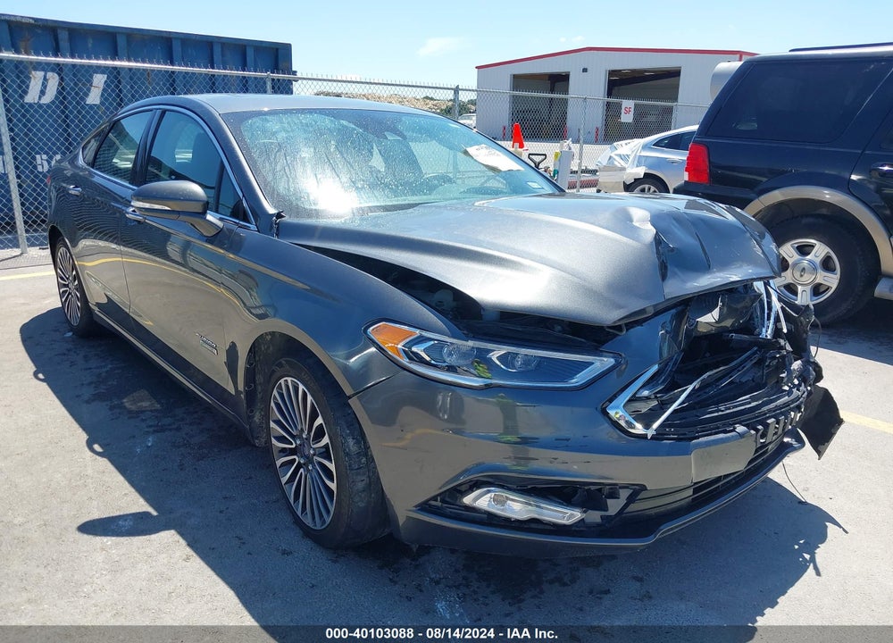 2018 FORD FUSION ENERGI TITANIUM VIN: 3FA6P0SU0JR110673