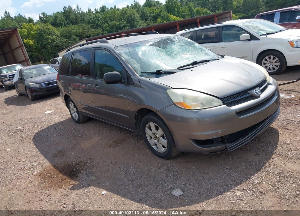2004 TOYOTA SIENNA LE VIN: 5TDZA23C44S038565