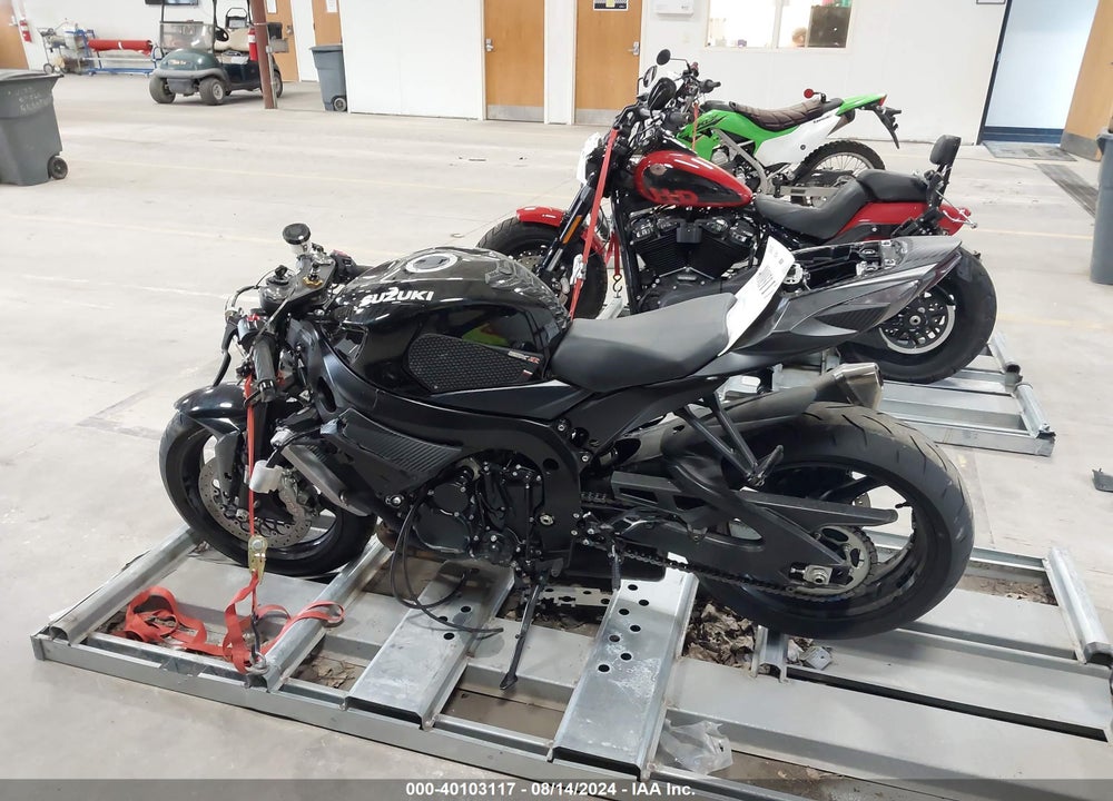 2024 SUZUKI GSX-R600 VIN: JS1GN7FA3R7100536