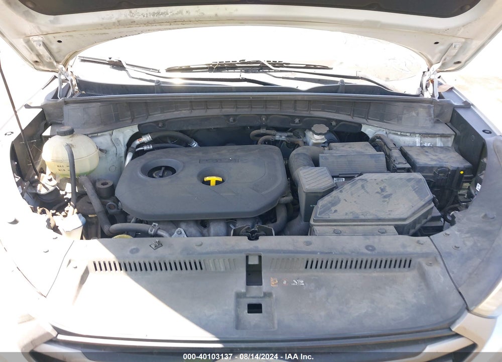 2016 HYUNDAI TUCSON SE VIN: KM8J33A41GU028306