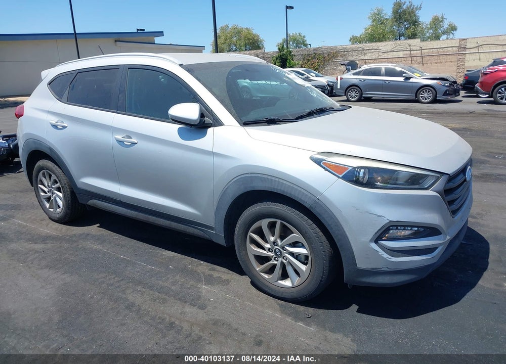 2016 HYUNDAI TUCSON SE VIN: KM8J33A41GU028306
