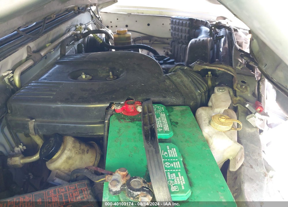 2000 NISSAN FRONTIER XE VIN: 1N6DD26S0YC384542