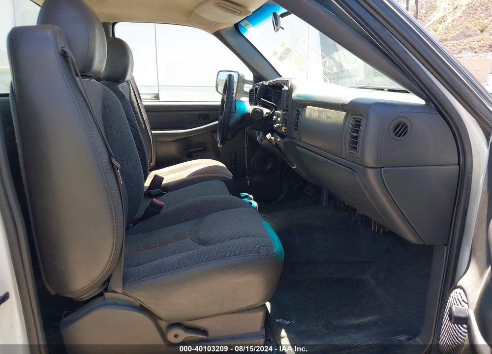 2003 GMC SIERRA 2500 VIN: 1GDHC24U53E226685
