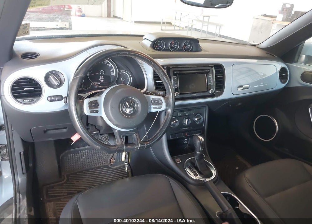 2013 VOLKSWAGEN BEETLE 2.0L TDI VIN: 3VW5L7AT9DM825677