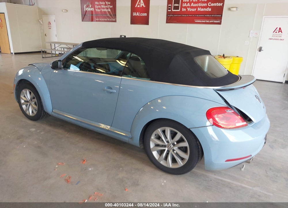 2013 VOLKSWAGEN BEETLE 2.0L TDI VIN: 3VW5L7AT9DM825677