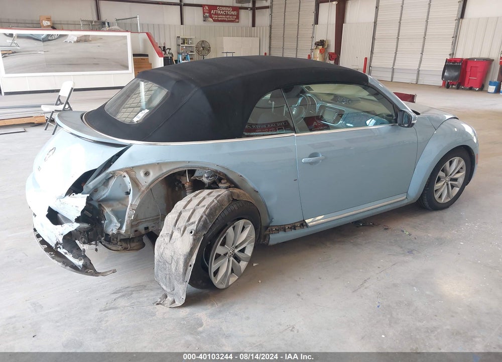 2013 VOLKSWAGEN BEETLE 2.0L TDI VIN: 3VW5L7AT9DM825677