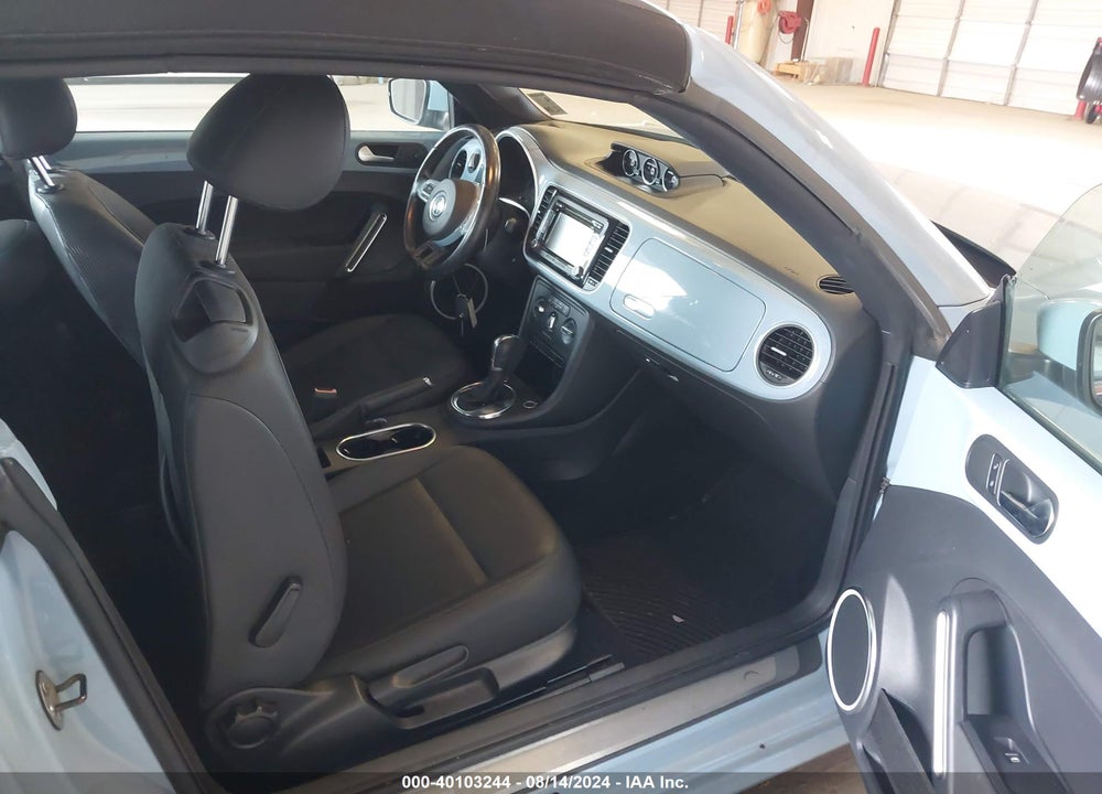 2013 VOLKSWAGEN BEETLE 2.0L TDI VIN: 3VW5L7AT9DM825677
