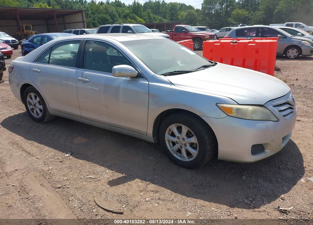 2011 TOYOTA CAMRY LE VIN: 4T1BF3EK7BU744561