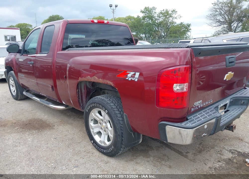 2013 CHEVROLET SILVERADO 1500 LT VIN: 1GCRKSE72DZ155492