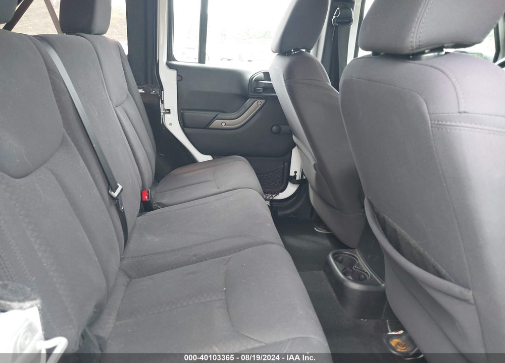 2013 JEEP WRANGLER UNLIMITED SPORT VIN: 1C4BJWDG2DL564382