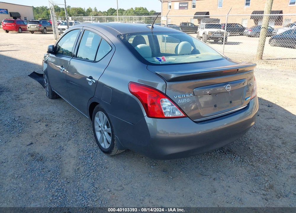 2014 NISSAN VERSA 1.6 SL VIN: 3N1CN7AP1EL874082