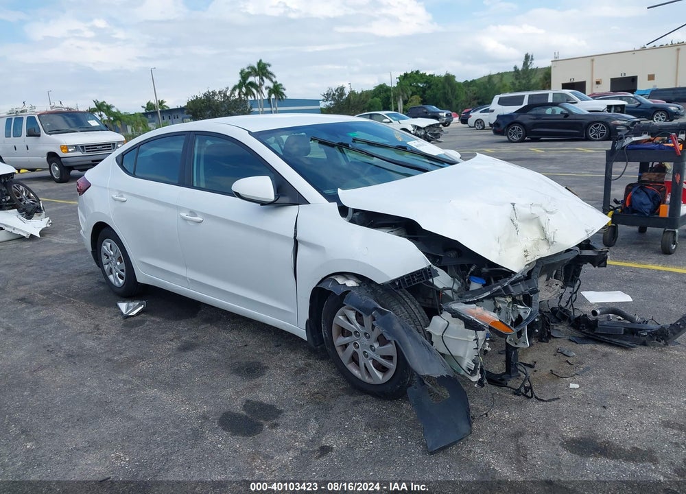2020 HYUNDAI ELANTRA SE VIN: 5NPD74LF1LH561058