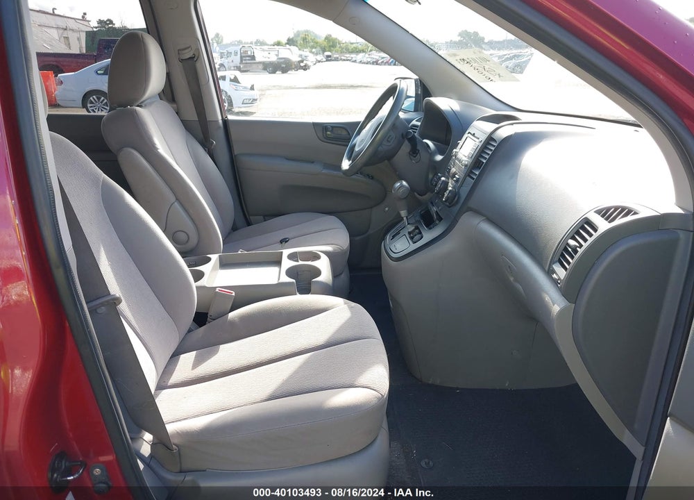 2009 KIA SEDONA LX VIN: KNDMB233X96317310
