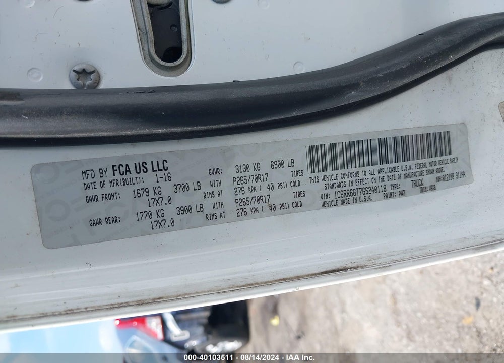 2016 RAM 1500 SLT VIN: 1C6RR6GT7GS240118