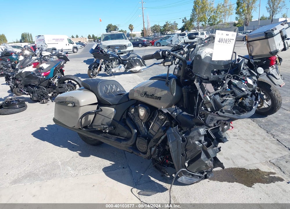2023 INDIAN MOTORCYCLE CO. PURSUIT DARK HORSE WITH PREMIUM PACKAGE VIN: 56KLDFRR4P3413516