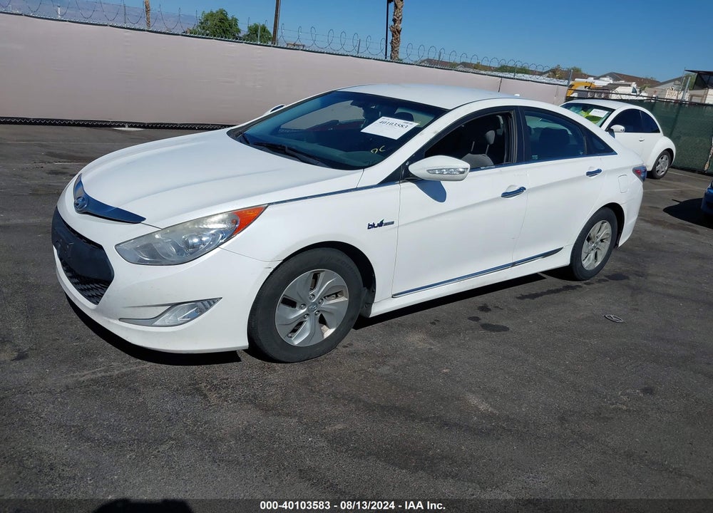 2014 HYUNDAI SONATA HYBRID VIN: KMHEC4A44EA116434