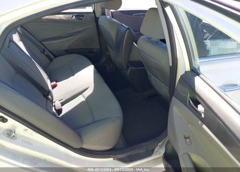 2014 HYUNDAI SONATA HYBRID VIN: KMHEC4A44EA116434