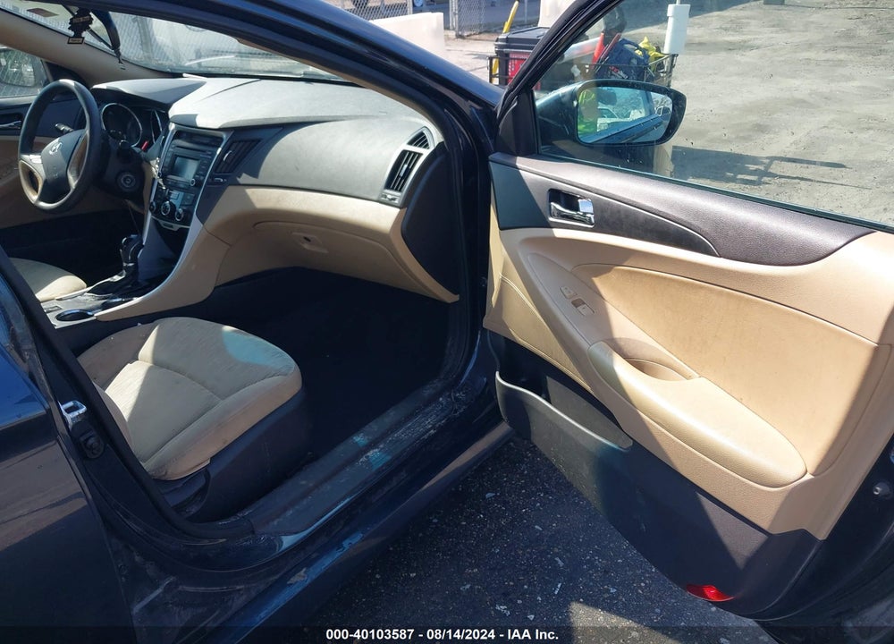 2014 HYUNDAI SONATA GLS VIN: 5NPEB4AC8EH846113