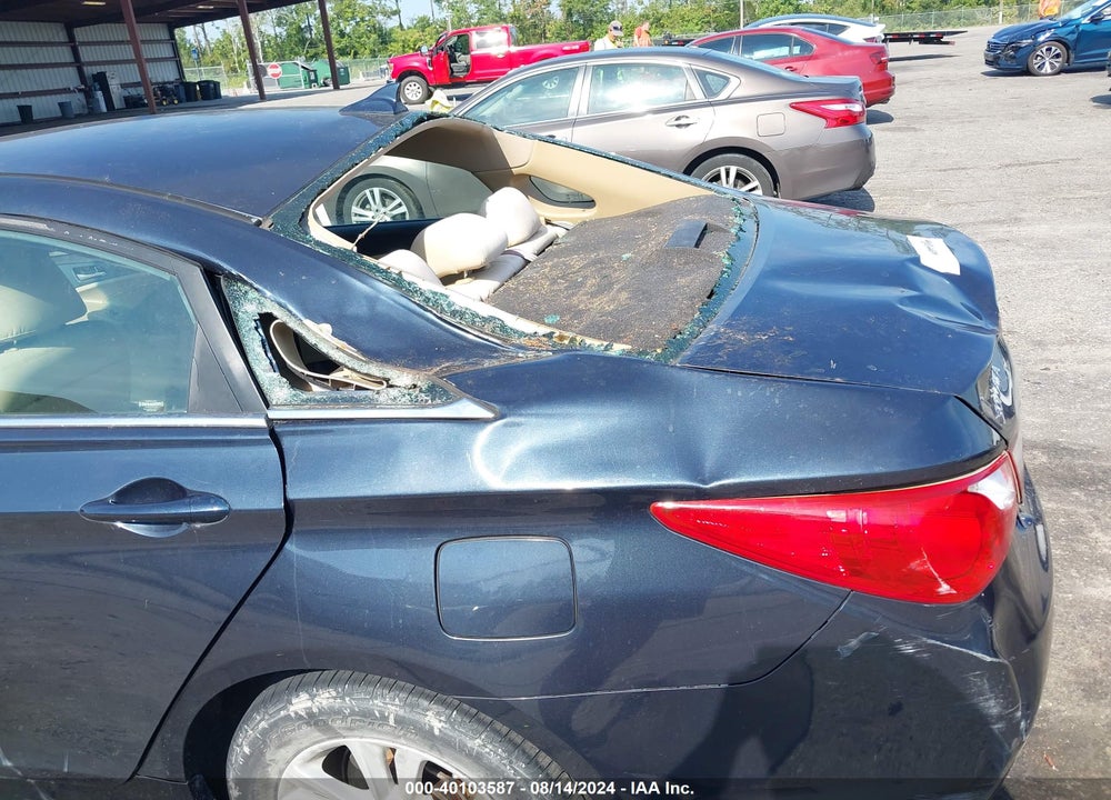2014 HYUNDAI SONATA GLS VIN: 5NPEB4AC8EH846113