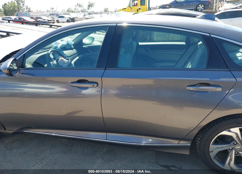 2018 HONDA ACCORD EX VIN: 1HGCV1F43JA027379