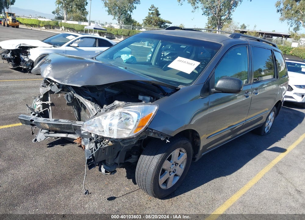 2004 TOYOTA SIENNA LE VIN: 5TDZA23C24S076277