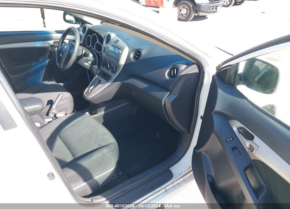 2009 TOYOTA MATRIX VIN: 2T1KU40EX9C096013