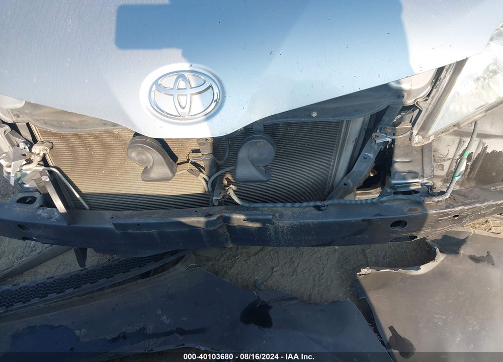 2011 TOYOTA SIENNA LE V6 VIN: 5TDKK3DCXBS049392