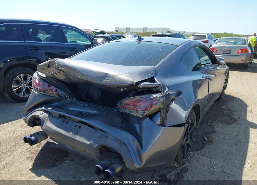 2015 HYUNDAI GENESIS 3.8 BASE VIN: KMHHU6KJ9FU122465