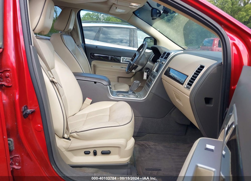 2010 LINCOLN MKX VIN: 2LMDJ8JC7ABJ05401