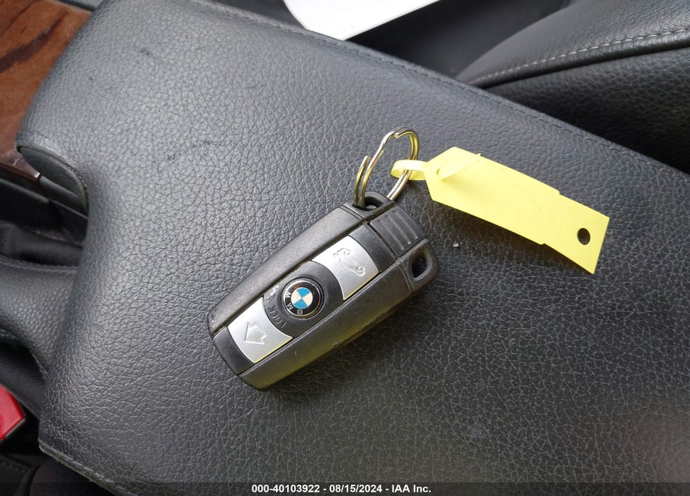 2011 BMW 328I XDRIVE VIN: WBAPK7C5XBA819892