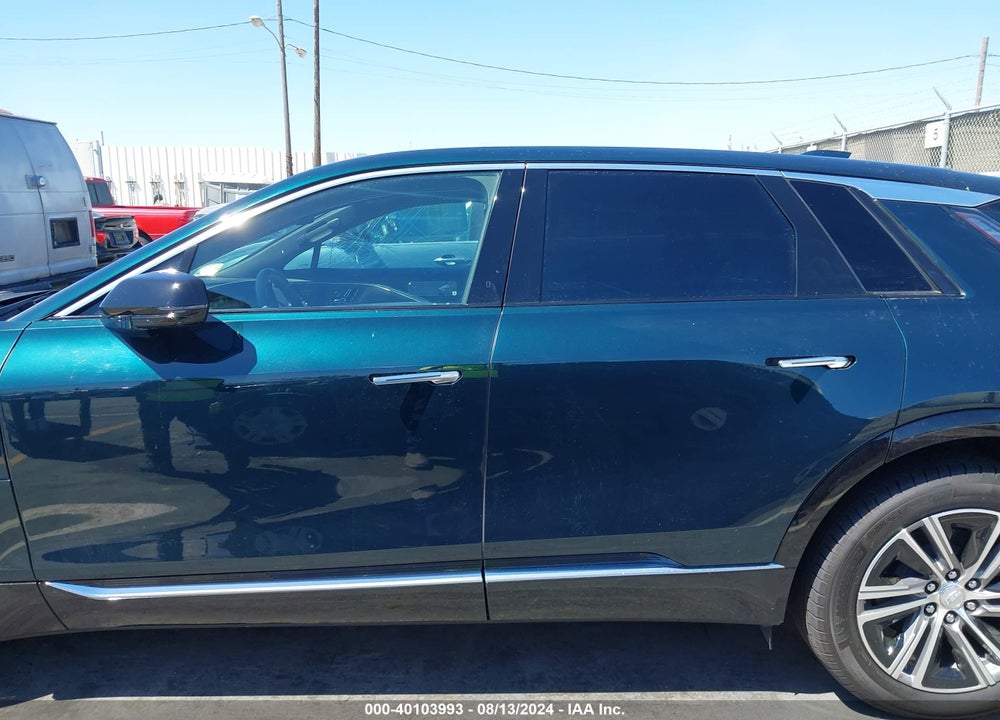 2024 CADILLAC LYRIQ LUXURY W/1SD VIN: 1GYKPRRK3RZ111061