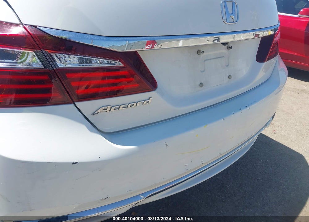 2017 HONDA ACCORD LX VIN: 1HGCR2F3XHA111856
