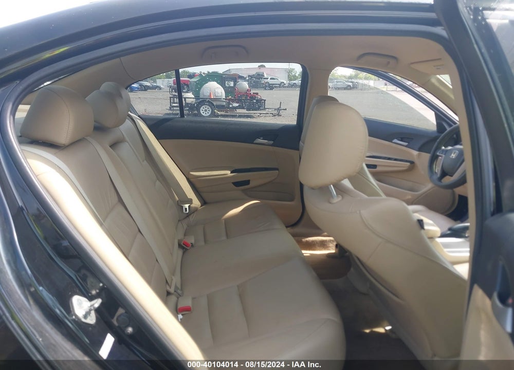 2012 HONDA ACCORD 2.4 SE VIN: 1HGCP2F64CA138690