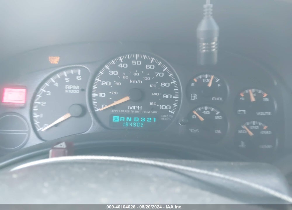 2002 CHEVROLET TAHOE LT VIN: 1GNEC13T02J318584